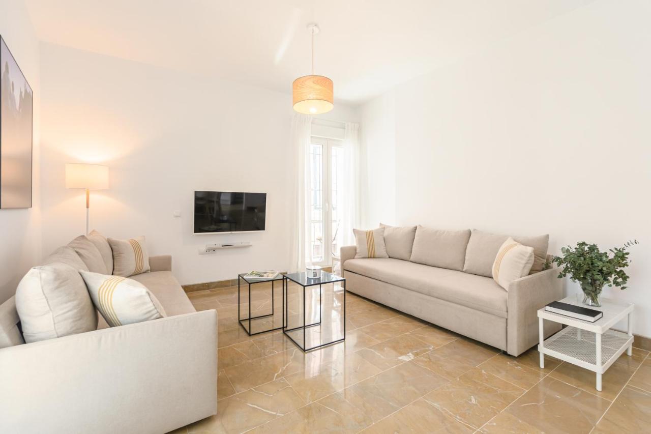 Isg Zaragoza-free Parking Apartment Seville
